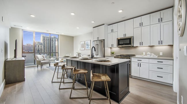 Building Photo - 350 Oliver Ave