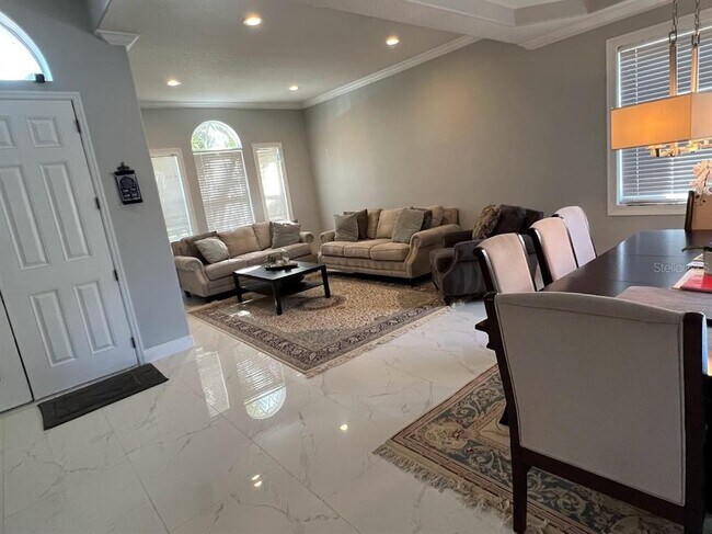 Foto del edificio - 20417 Walnut Grove Ln