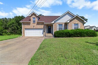 Building Photo - 3393 Endsworth Dr