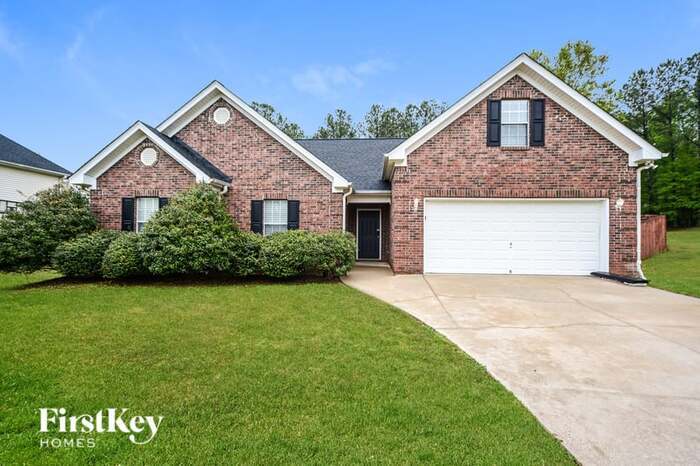 Primary Photo - 80 Pebble Ln