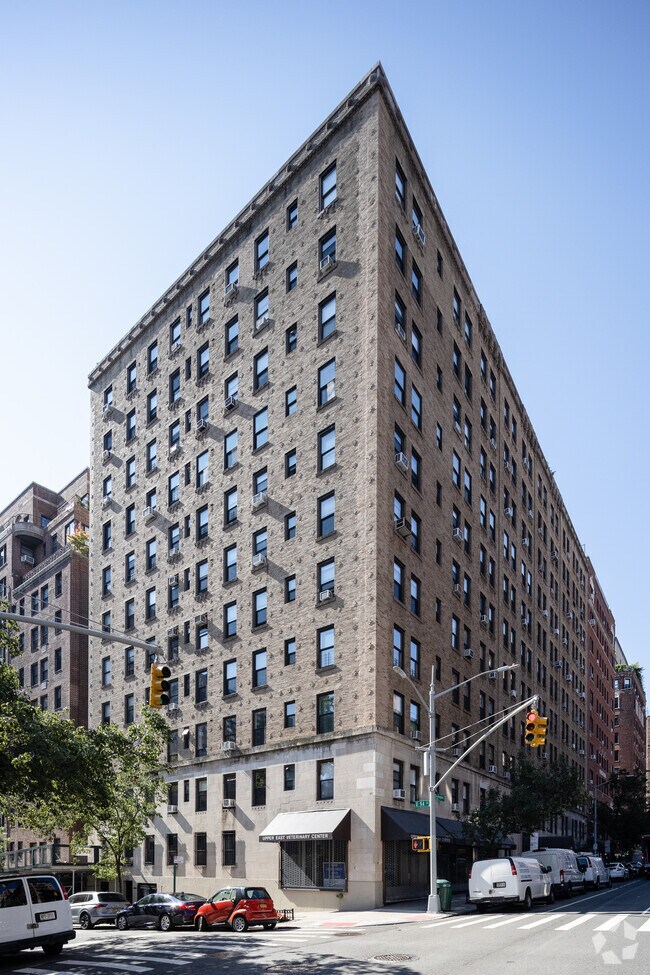 Building Photo - 1435 Lexington Ave