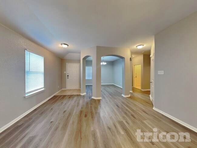 Foto del edificio - 1810 Millbrook Dr