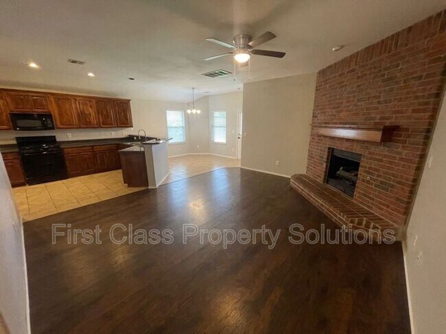 Building Photo - 11237 NW 97th St