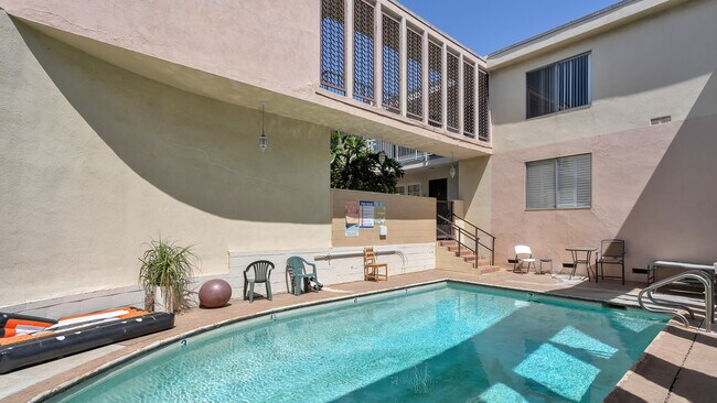 Pool - 1560 S Saltair Ave