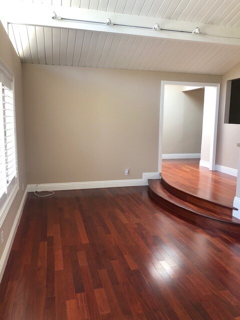 Foto del edificio - 5720 Capeswood Dr