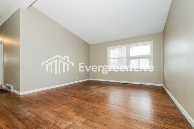 Foto del edificio - 6101 E 148 Terrace