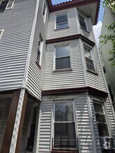 Building Photo - 142 Johnson Ave