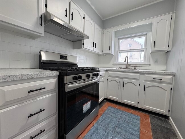 Foto del edificio - 281 Blackstone St