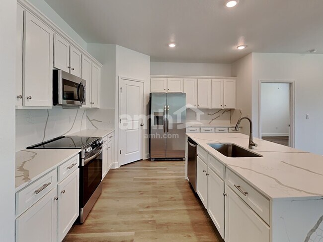 Foto del edificio - 37809 Dusty Saddle Ln