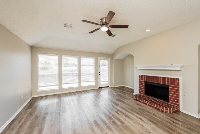 Building Photo - 4218 Baccarat Dr
