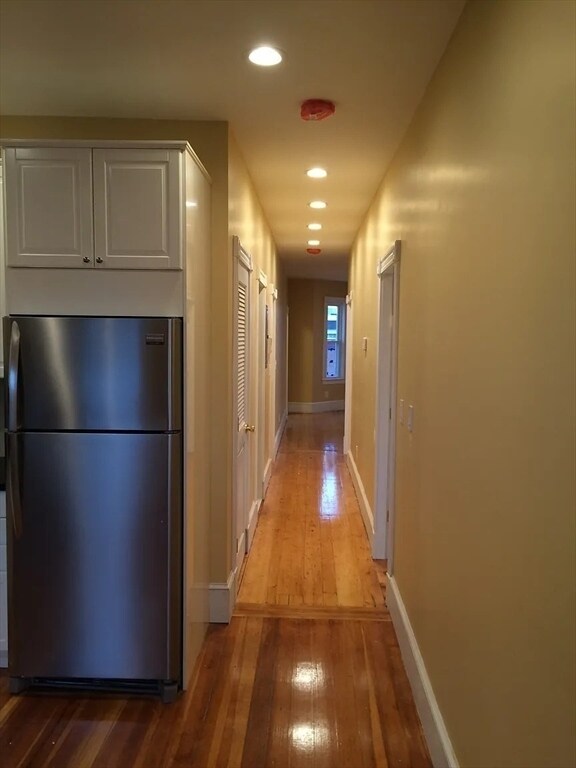 Foto del edificio - 507 E 3rd St