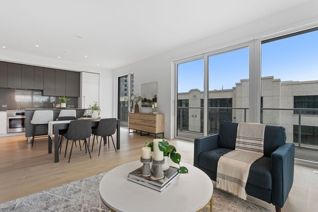 Building Photo - The Vista - 2 bed/2.5 bath Pearl District Condo w/parking/storage/concierge/most utilities/amenities