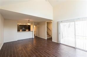Foto del edificio - 4651 Country Creek Dr
