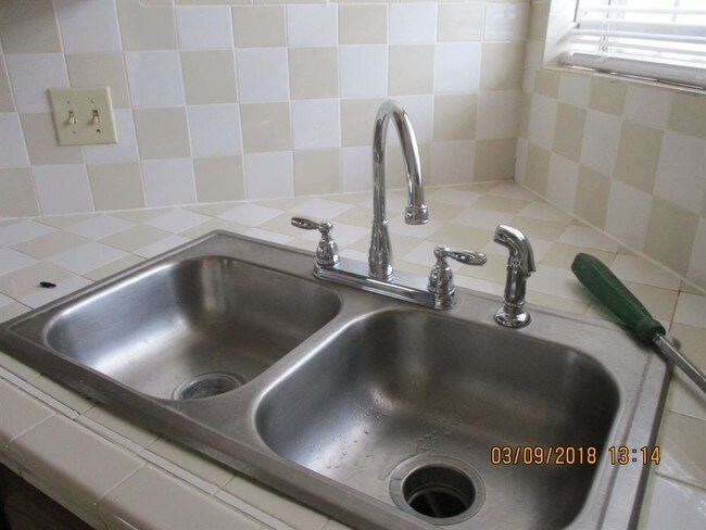 Foto del edificio - 10838 Sugar Hill Dr