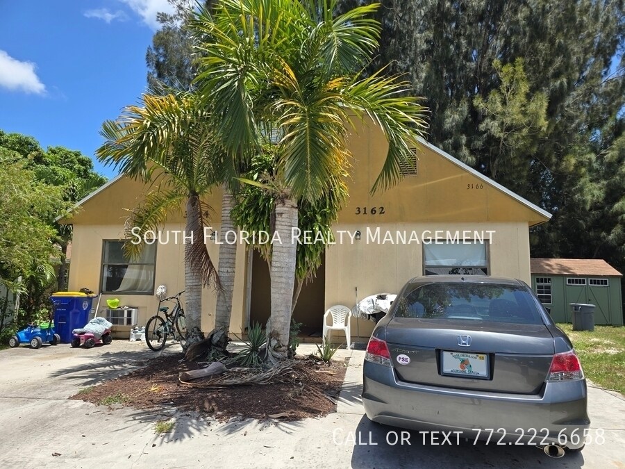 Foto principal - 3166 SE Hawthorne St