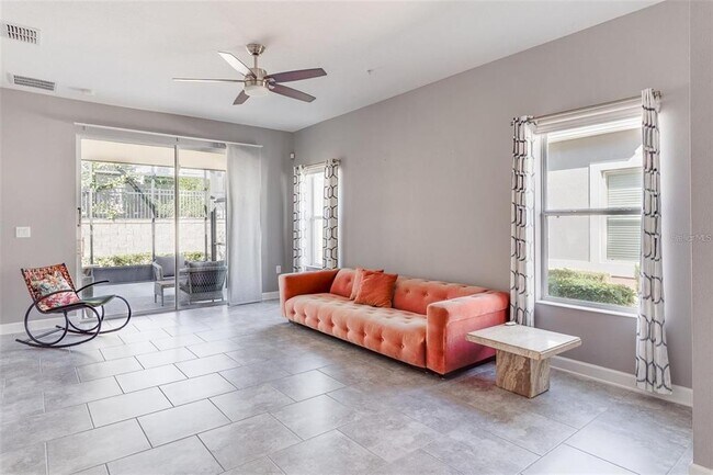 Foto del edificio - 3825 Quaint Ln