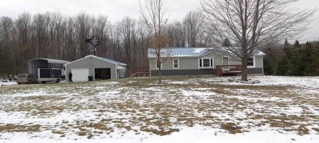 Building Photo - 602 Saunders Rd