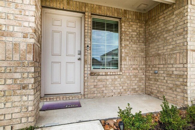 Building Photo - 13944 Great Pnes Ct