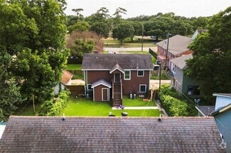 Building Photo - 2721 Virginia St
