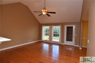 Building Photo - 568 Laurel Hill Cir