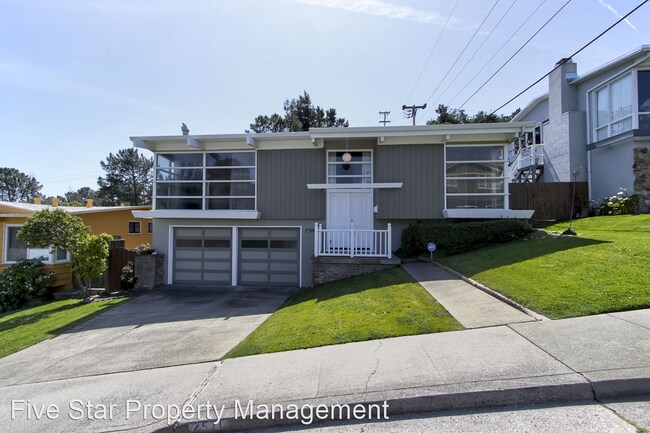 Building Photo - 3 br, 2 bath House - 2571 Princeton Dr.