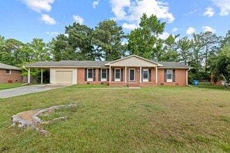 Building Photo - 75 Vandergrift Dr