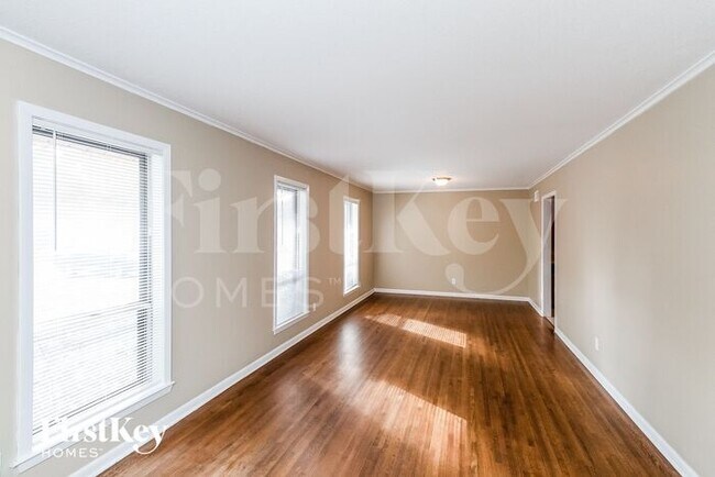 Foto del edificio - 5840 Ridgevale Road
