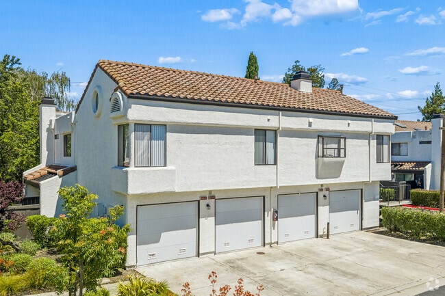 Building Photo - Mariposa Fremont