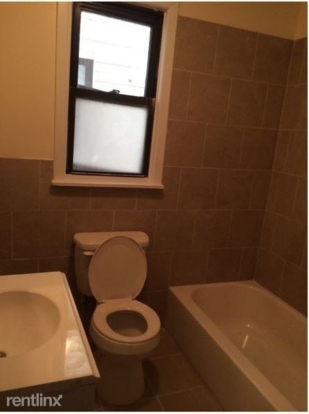 Foto del edificio - 2 br, 1 bath  - 137 Wilkinson Ave 1L