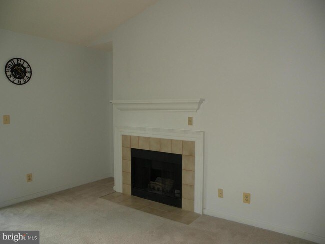 Foto del edificio - 20330 Beechwood Terrace