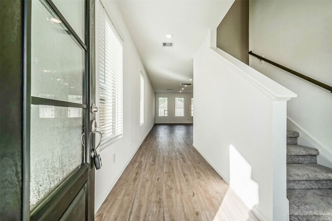 Foto del edificio - 2118 Fisher Bnd Dr