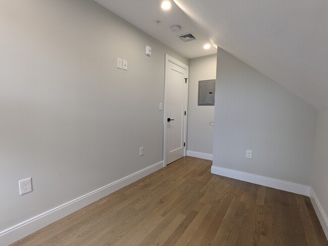 Foto del edificio - 46 Ridgemont St