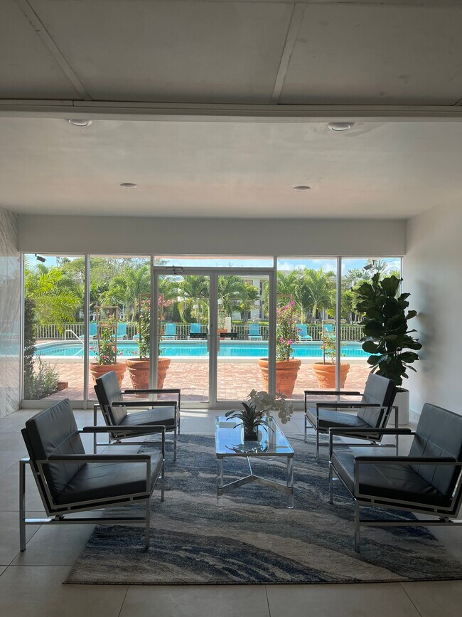 Foto del edificio - 401 Golden Isles Dr