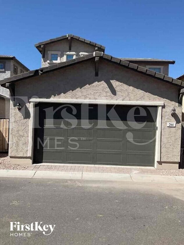 Primary Photo - 264 N 69th Pl