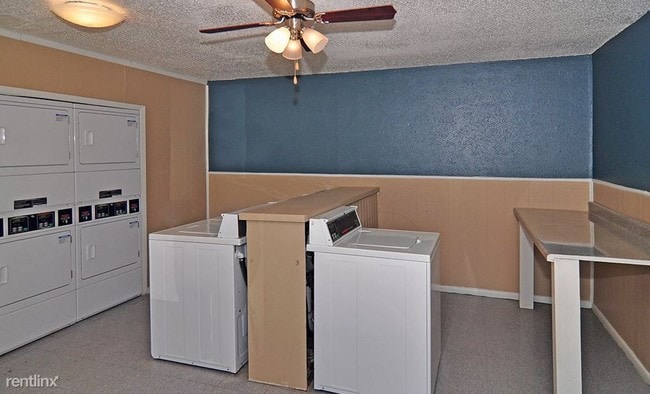 Building Photo - 14350 Dallas Pky