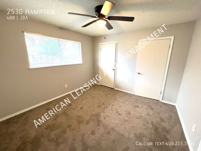 Building Photo - 4 Bedroom 3 Bathroom in Port Neches