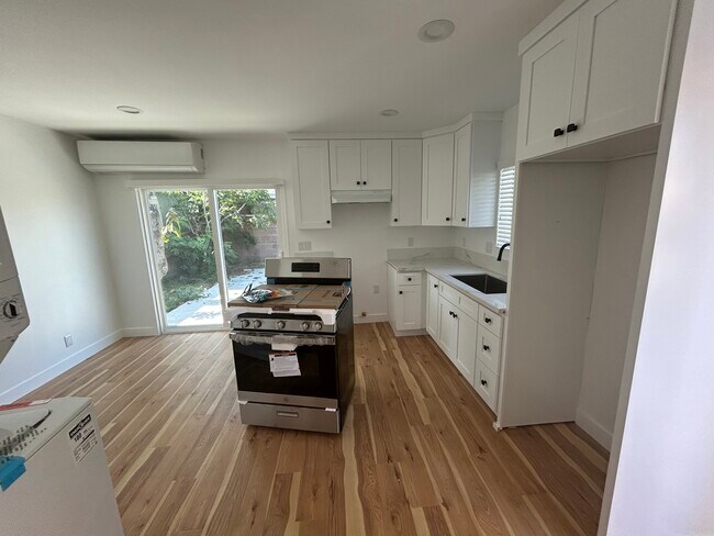 Foto del edificio - 3581 E 54th St
