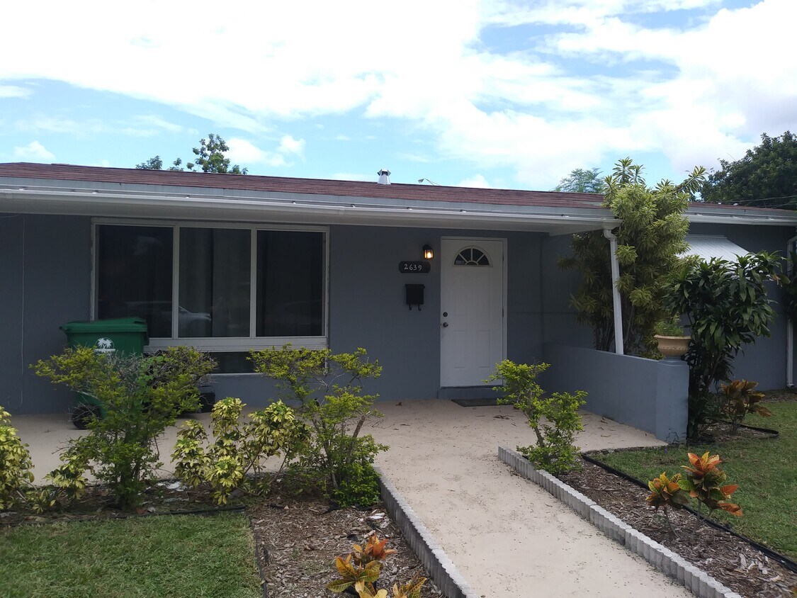2639 Acapulco Dr, Miramar, FL 33023 House Rental in Miramar, FL