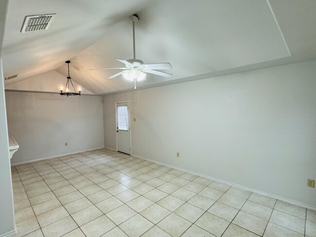 Building Photo - 1419 Dra Eve Perez Lane