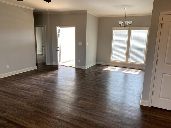 Building Photo - 178 Live Oak Drive