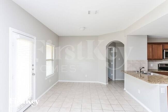 Foto del edificio - 902 Silver St