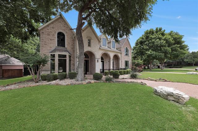 Foto del edificio - 3310 Meadow Wood Dr