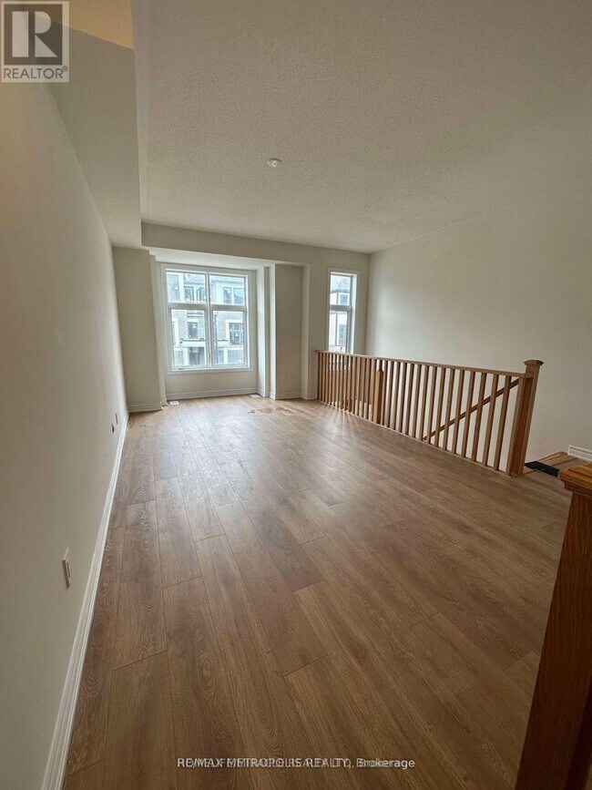 Photo du bâtiment - 783 Kootenay Path