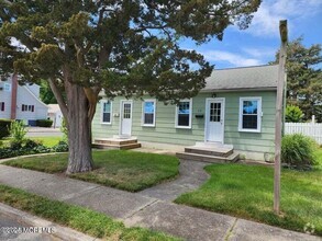 Building Photo - 53 N Jackson Ave