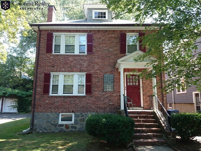 Foto del edificio - 29 Greycliff Rd