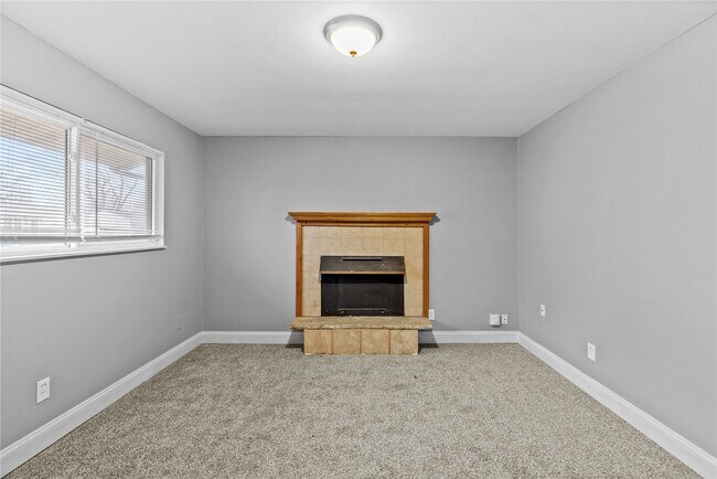 Foto del edificio - 2265 Grants Pkwy