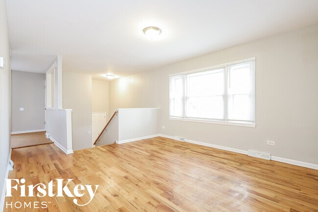 Building Photo - 14608 Aspen St