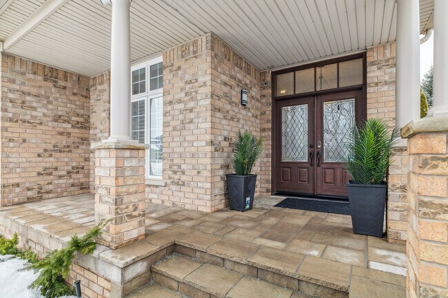 Photo du bâtiment - 2509 Armour Crescent