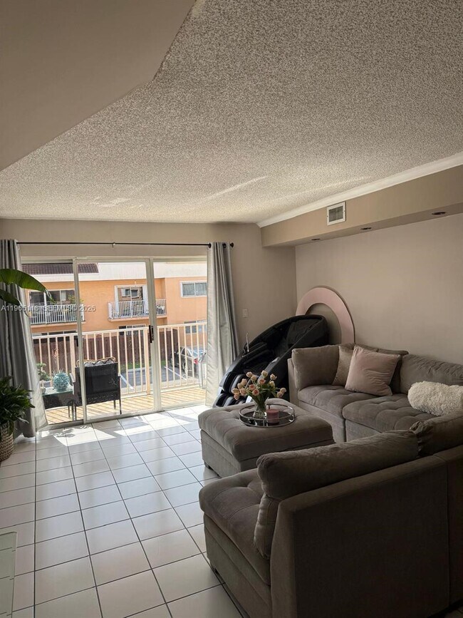 Foto del edificio - 14903 SW 80th St