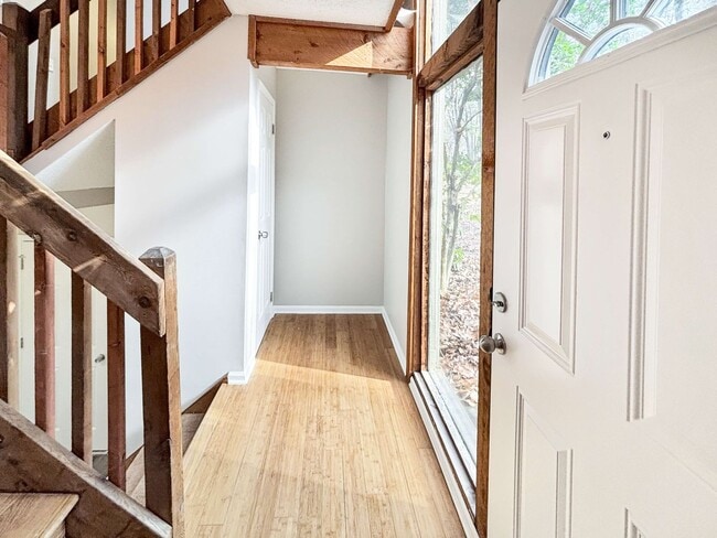 Building Photo - Charming East Cobb 4BR Retreat!